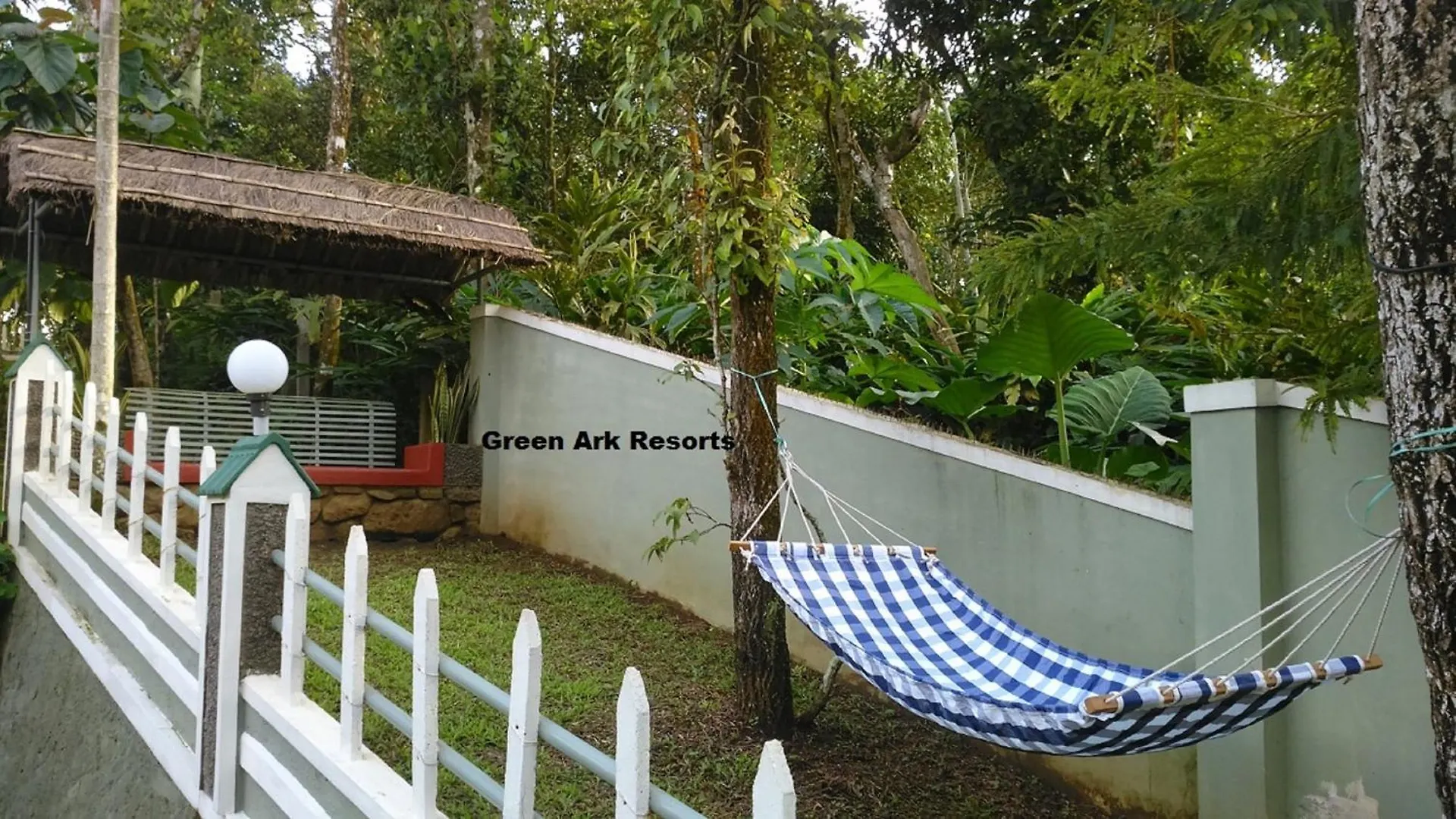 Green Ark Resorts Thekkady 2*,  Índia